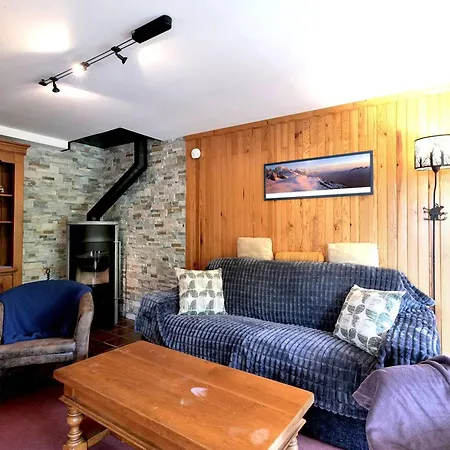 Spacieux Au Coeur Du Grand-bornand Pour 6 Personnes - Fr-1-458-237 * Ле-Гран-Борнан