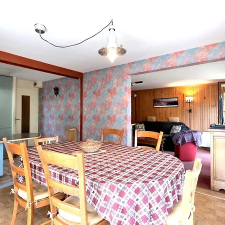 Апартаменты Spacieux Au Coeur Du Grand-bornand Pour 6 Personnes - Fr-1-458-237 *